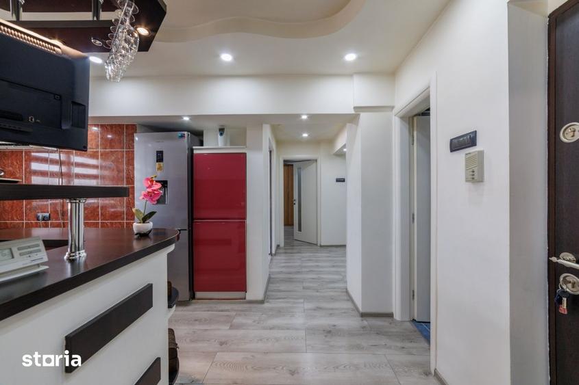Apartament cu 3 camere decomandat, mobilat în Prundu