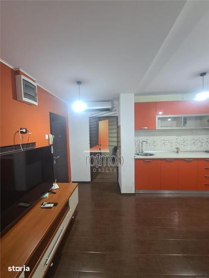 Apartament cu 2 camere decomandat, mobilat în Tei