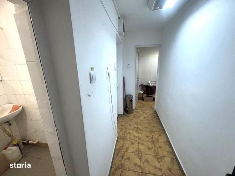 Spațiu comercial, de 43 mp, în Central