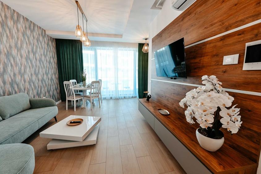 Apartament cu 2 camere decomandat în Central