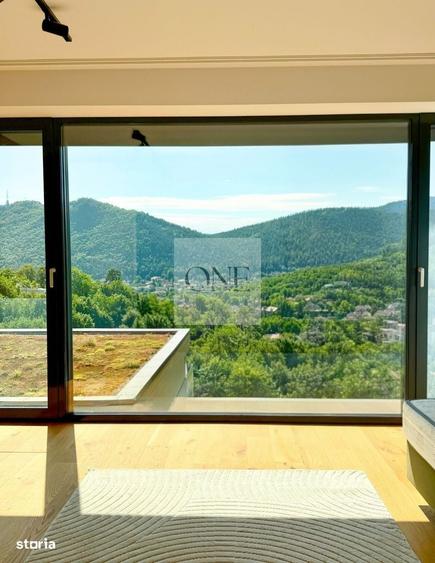 Apartament cu 4 camere în Drumul Poienii