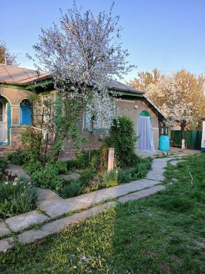 Casă cu 3 camere în Vădeni
