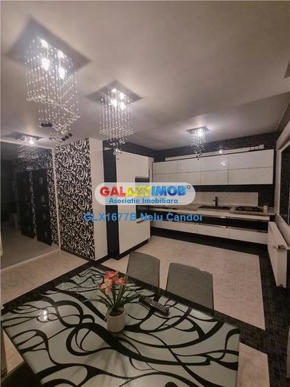 Casă cu 4 camere cu Teren 250 Mp în Central