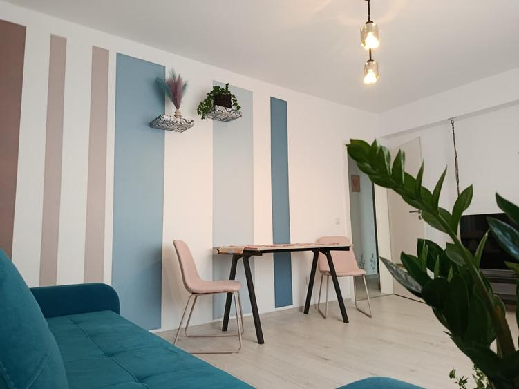 Apartament cu 2 camere decomandat, mobilat în Sălaj
