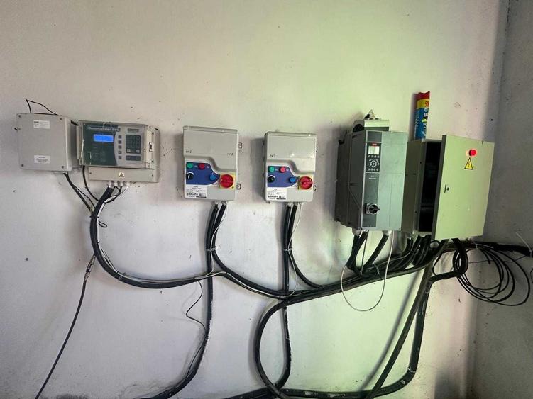 Teren de 749000 mp, în Bucești