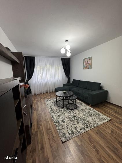 Apartament cu 3 camere decomandat în Decebal