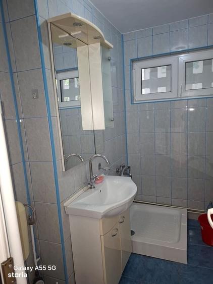 Spațiu comercial, de 16 mp, în Centrul Civic