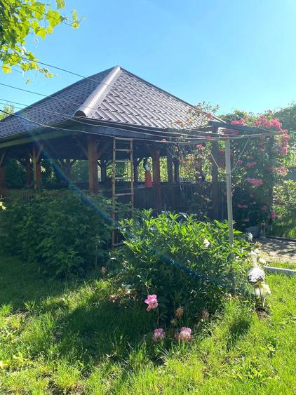Casă cu 6 camere cu Teren 1600 Mp în Călugăreni