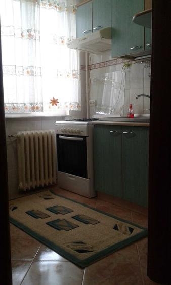 Apartament cu 2 camere decomandat în Mărăței