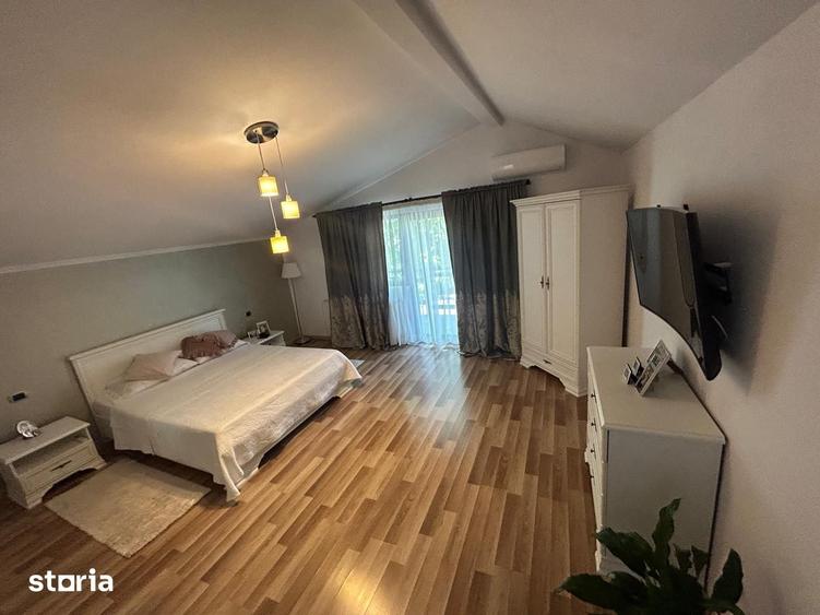 Casă cu 5 camere cu Teren 325 Mp în Central