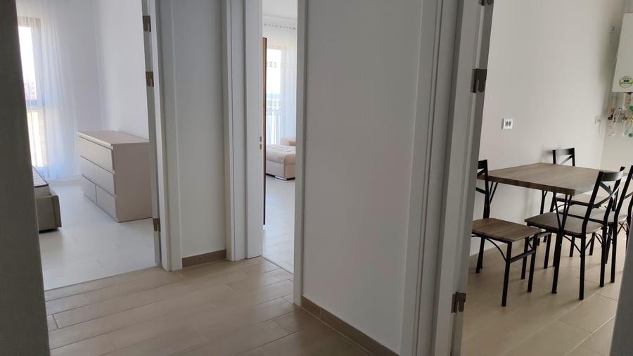 Apartament cu 2 camere decomandat în Cristian