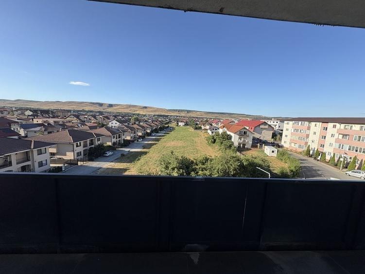 Apartament cu 2 camere decomandat în Florești