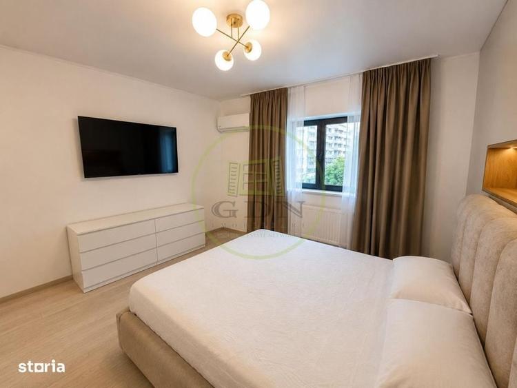 Apartament cu 3 camere decomandat în Jiului