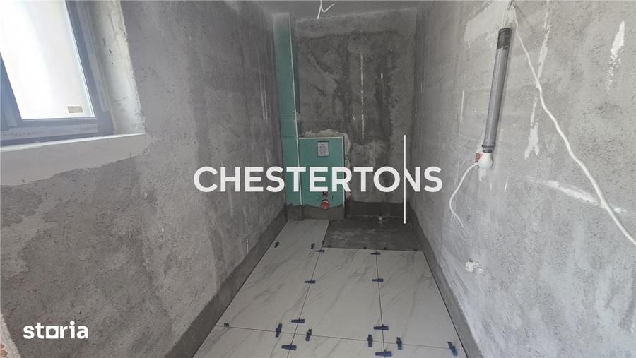 Casă cu 5 camere cu Teren 305 Mp în Central