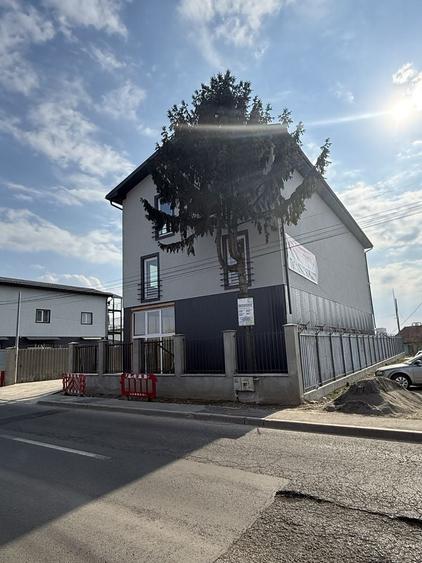 Spațiu comercial, de 500 mp, în Mureșeni