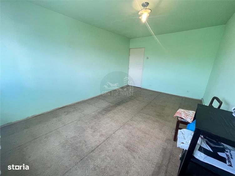 Apartament 2 camere decomandat balcon pivnita zona Vasile Aaron - 11