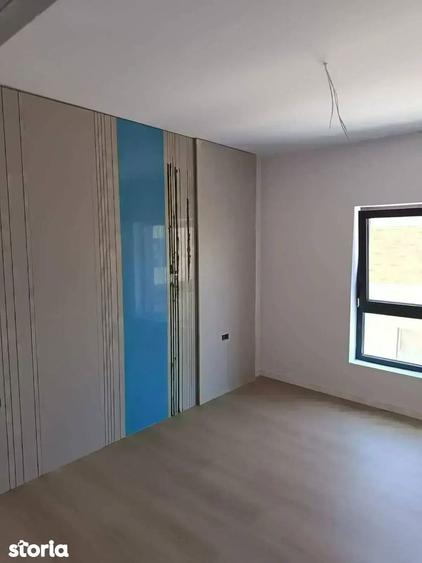Casă cu 4 camere cu Teren 153 Mp în Titan