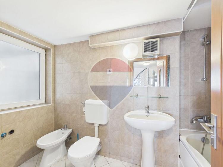 Apartament cu 2 camere decomandat, mobilat în Calea Călărașilor