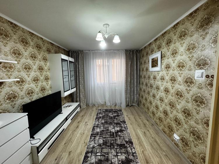 Apartament cu 2 camere decomandat în Tătărași