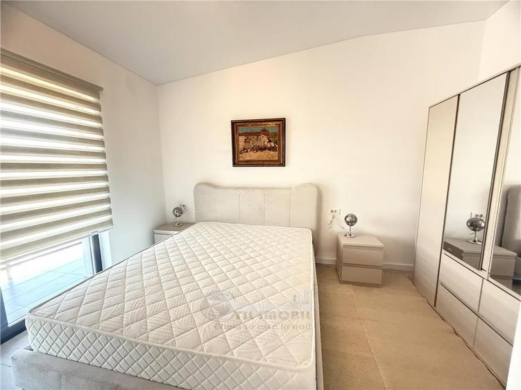 Duplex cu 4 camere cu Canalizare în Valea Adâncă