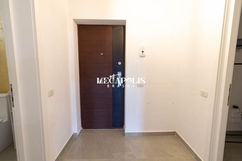 Apartament cu 2 camere semidecomandat în Sânpetru