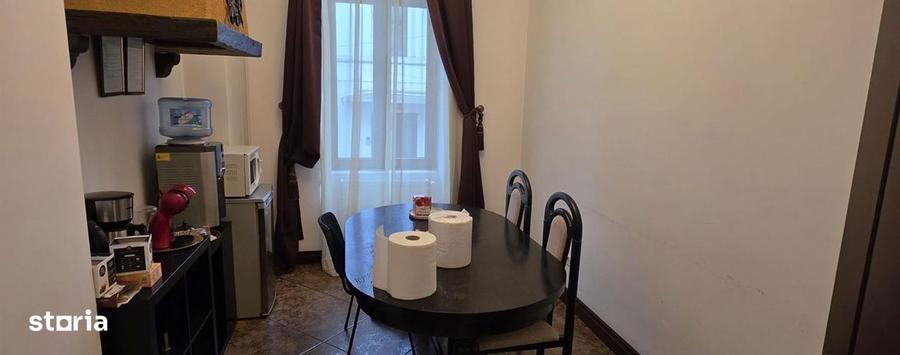 Parter Spatiu Birouri Regina Maria /Piata Unirii - 3