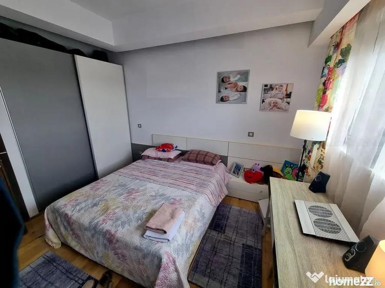 Apartament cu 3 camere decomandat în Faleza Nord