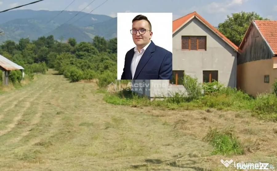 Casă cu 4 camere cu Teren 3251 Mp în Sadova Veche