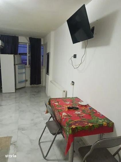 Garsonieră decomandată în Brazda lui Novac