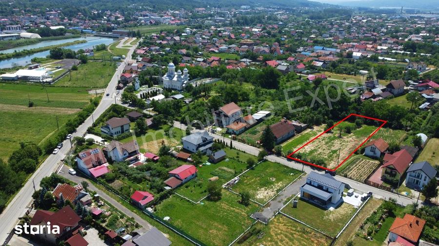 Teren de 1873 mp, în Central