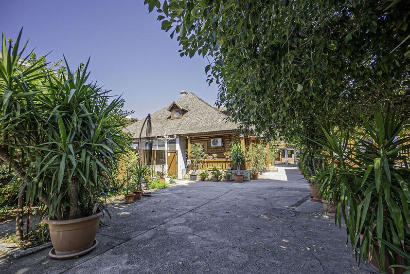 Hotel/Pensiune, de 438 mp, în Tomis Nord