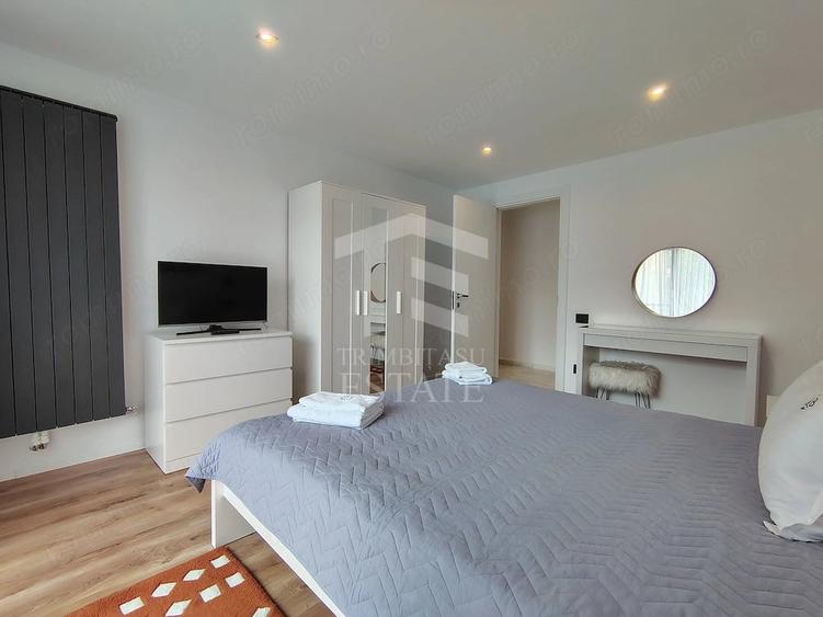 Apartament cu 3 camere decomandat în Central