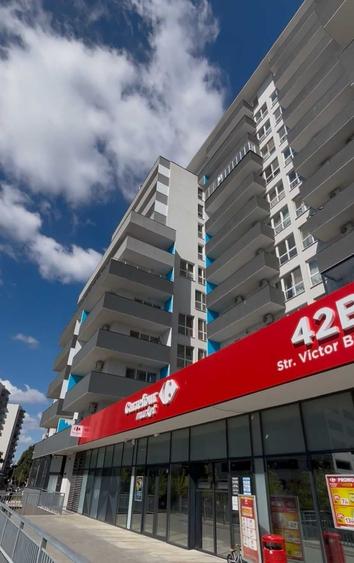 Apartament cu 3 camere decomandat în Titan