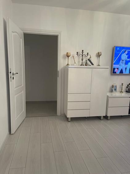 Apartament cu 2 camere decomandat în Obor