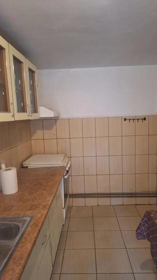Casă cu 4 camere cu Teren 1000 Mp în Odobești