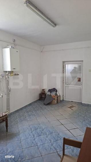 Spațiu comercial, de 24 mp, în Tractorul