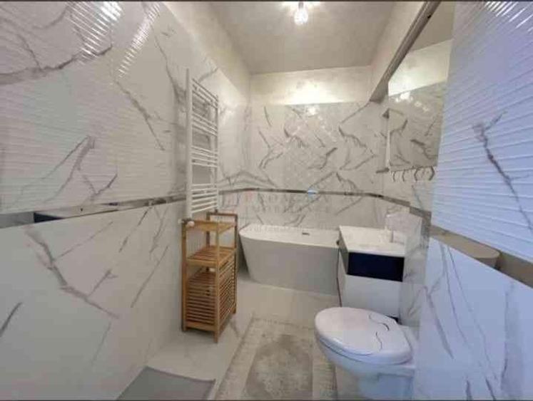 Apartament cu 2 camere decomandat, mobilat în Șcheia