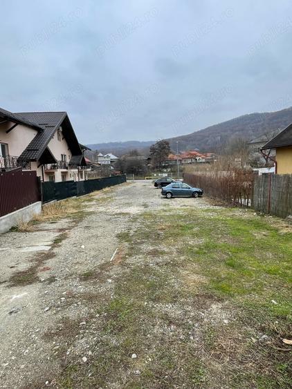 Teren de 610 mp, în Central