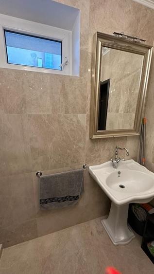 Apartament cu 3 camere decomandat, mobilat în Herăstrău