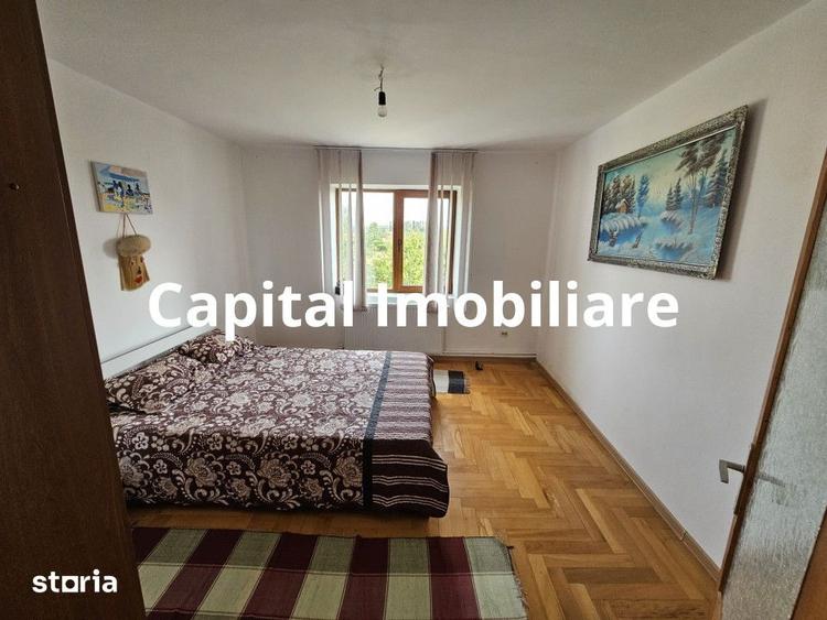 Casă cu Teren 3200 Mp în Roman