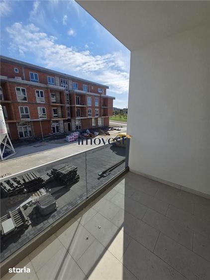 Apartament cu 3 camere decomandat în Solidarității