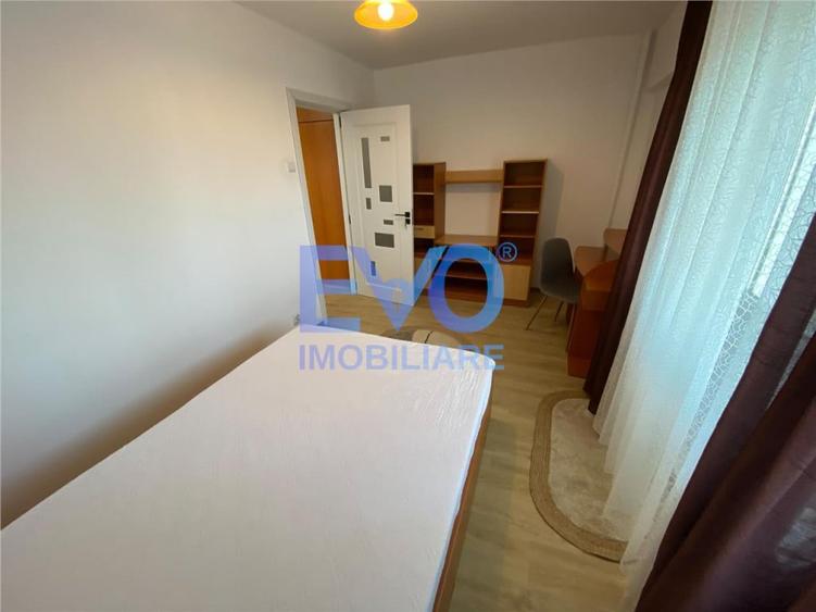 Apartament cu 2 camere decomandat în Gară