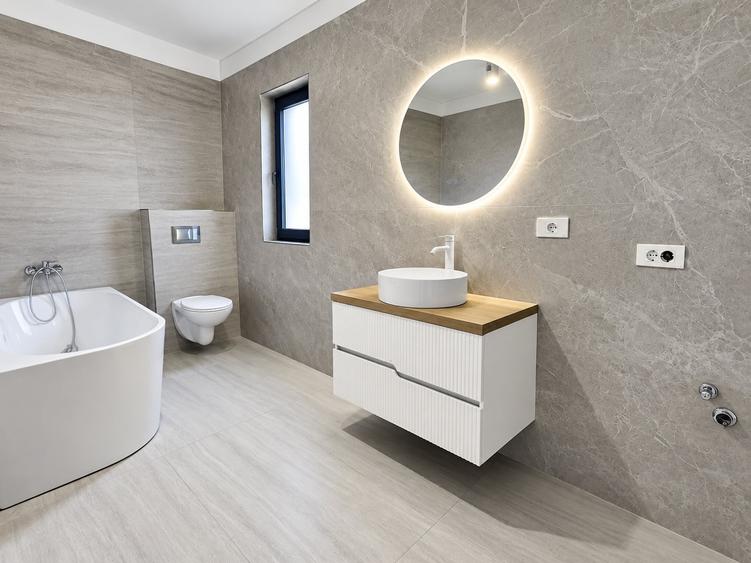 Casă individuală cu 4 camere cu Teren 420 Mp în Berceni