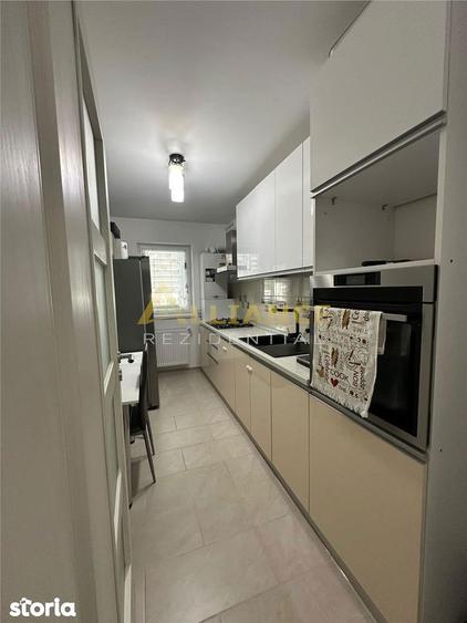 Apartament cu 2 camere, mobilat în Central — fotografia 1