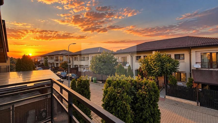 Duplex cu 5 camere cu Canalizare în Bună Ziua