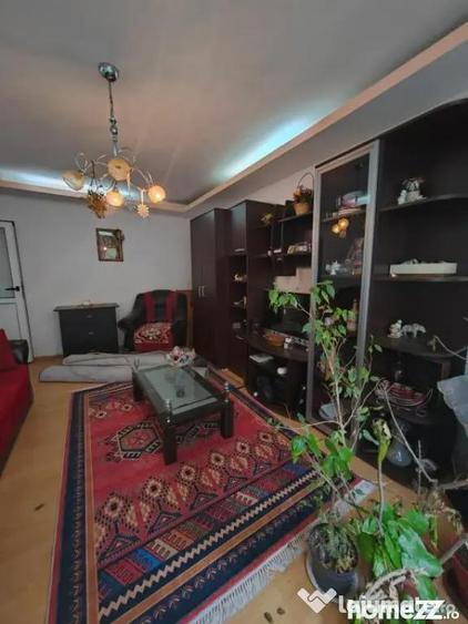 Apartament cu 2 camere decomandat în Mihai Bravu