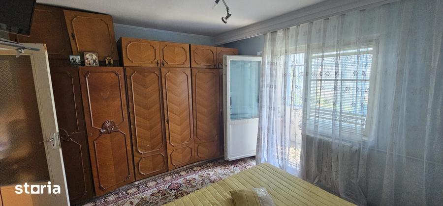 Apartament cu 2 camere semidecomandat în Inel II