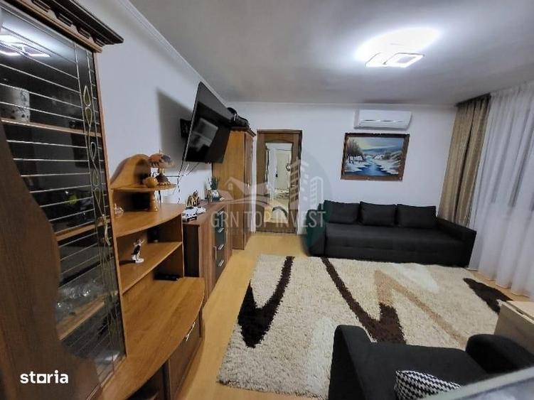 Apartament cu 2 camere semidecomandat, mobilat în Central