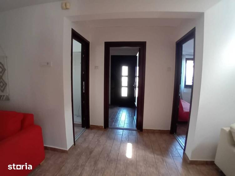 Casă cu 5 camere cu Teren 512 Mp în Mogoșoaia