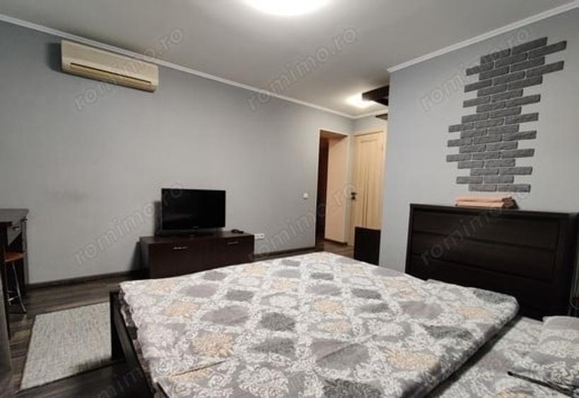 Garsonieră decomandată în Răcădău